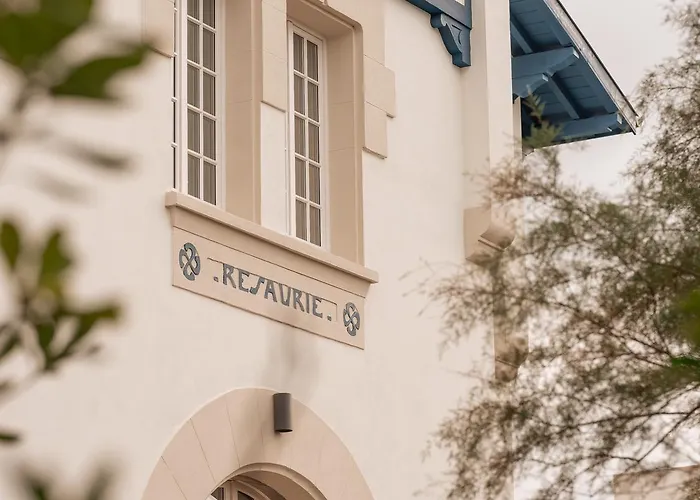 Maison Resaurie - ホテル ビアリッツ