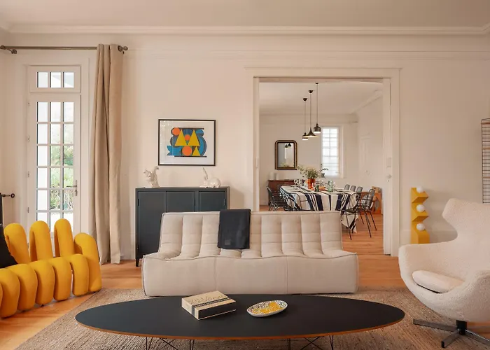 Maison Resaurie - ホテル ビアリッツ