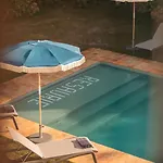 Maison Resaurie - ホテル