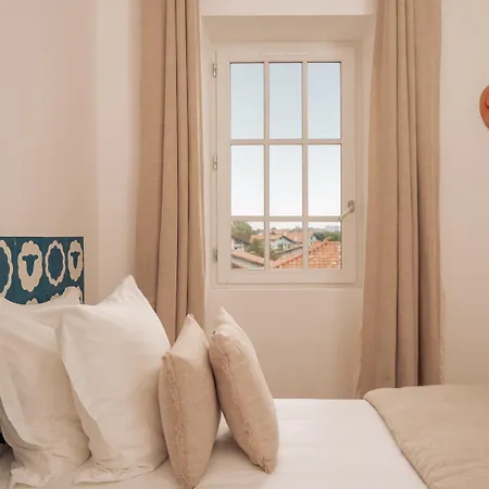 Maison Resaurie - מלון